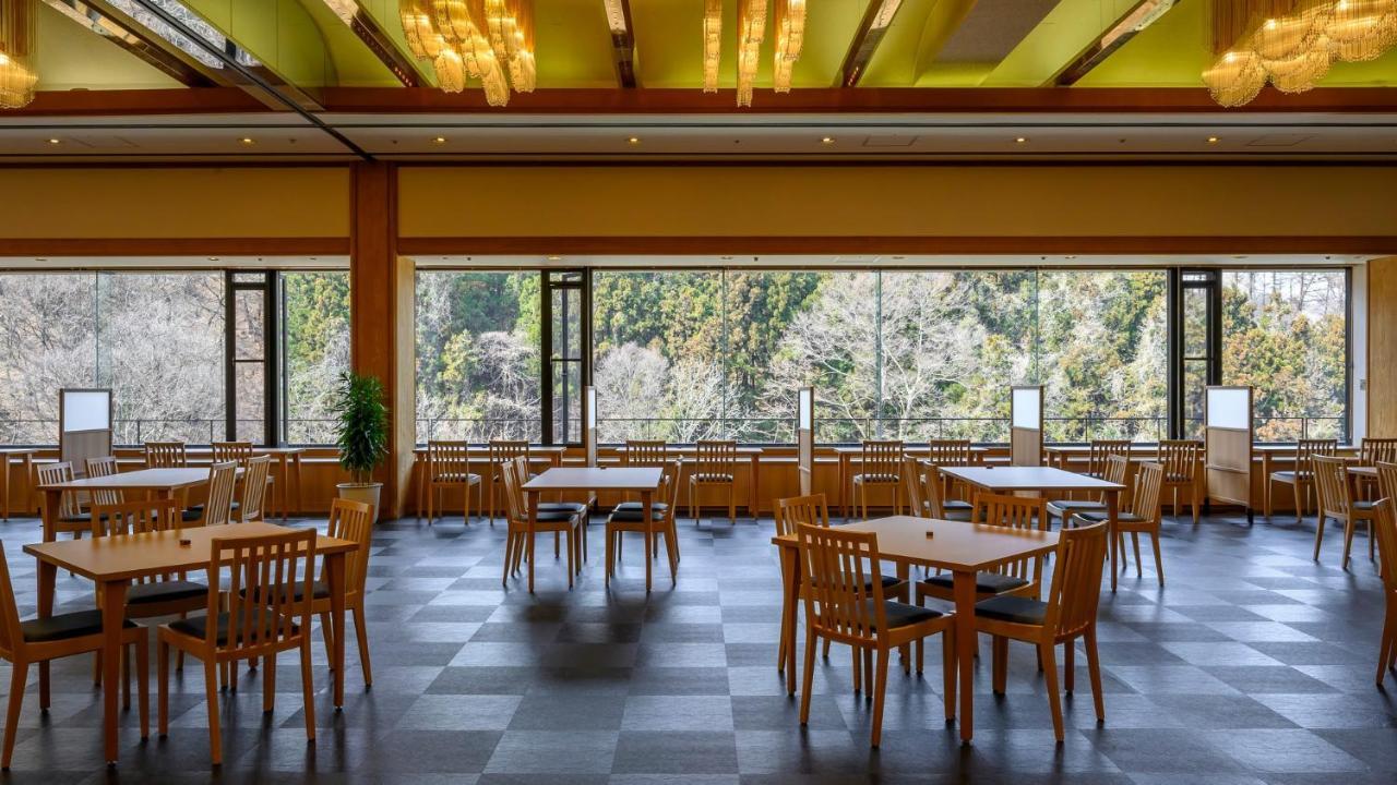 福一酒店 涩川市 外观 照片